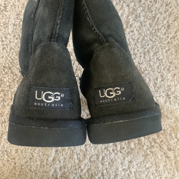 UGGs tall 12” boots black W7 - Picture 2 of 7